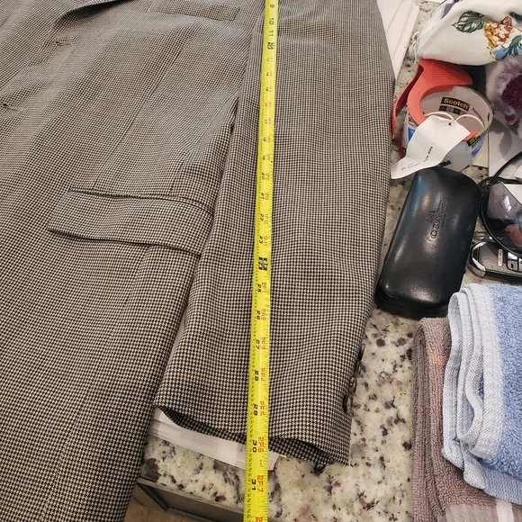 Austin Reed - Picture 9 of 11